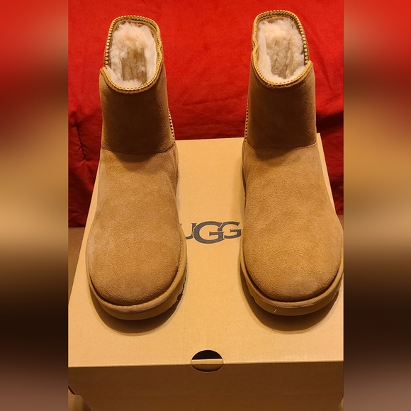 UGG Shoes - Women UGG Mini Florence Boots